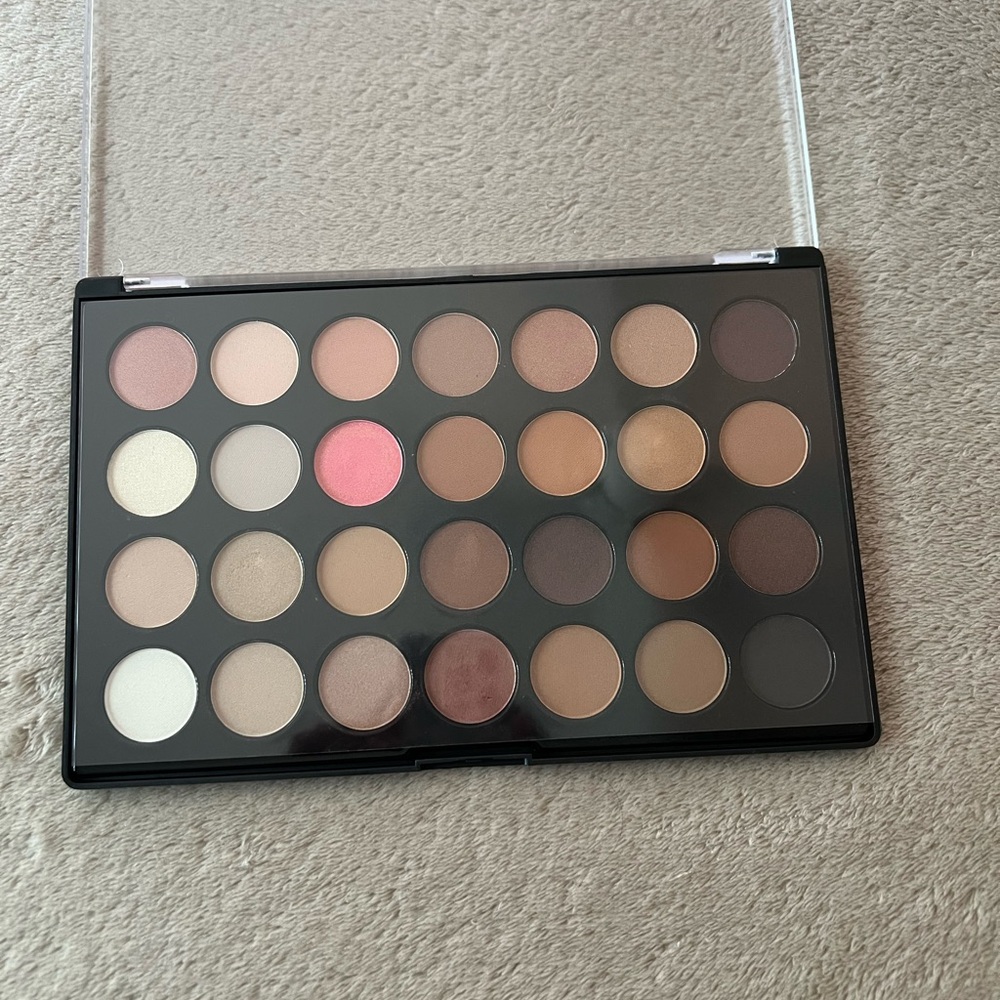 BH Cosmetics Neutral Eyes Eyeshadow Palette